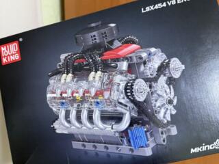 Лего мотор V8