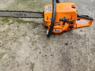 Продам бензопилу