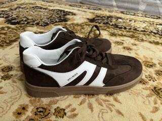 Продам новые кеды