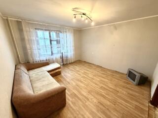 1-комнатная на Мечникова (2/9 этаж) - 14ая Школа (40 м2). Торг