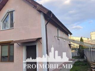 Vă propunem spre vânzare această casă în 2 nivele în sect. Botanica, .