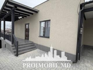 Vă propunem spre vânzare această casă în Durlești, str. Alexandru ...