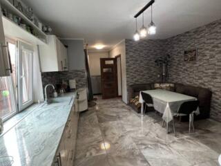 Шикарный 2-этажный дом в 5 минутах от Центра Тирасполя мебель, техника