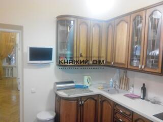 Предлагается в аренду отличная просторная 2-ая квартира в самом ...