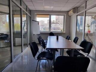 Оренда нежитлового приміщення в Дарницькому районі біля метро Позняки 