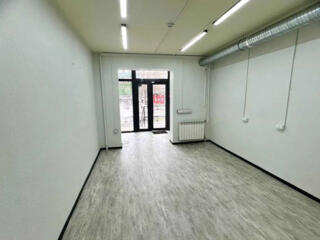 Сдаётся торговое помещение помещение. Дарницкий район, улица Княжий ..