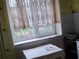 Продам 2 комн. Новотирасполь рядом с домом остановка, магазин 19.000$