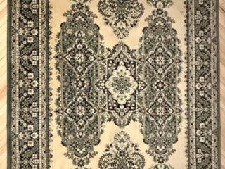 Ковер Флоаре 2х3 шерсть в отличном состоянии.