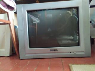 Продам телевизор