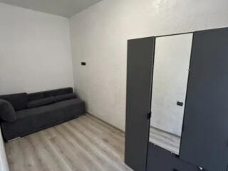 Продам квартиру 25.2 кв. м., 1/3, Вознесенский пер. /Чехова пер.