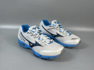 Кроссовки Mizuno оригинал размер 41-42, Тирасполь.