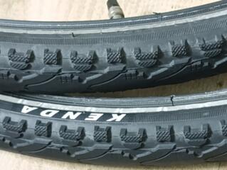 Покрышки Kenda. 42-622(700x40cx28x1. 5/8). Пробег 200 км. Из Германи