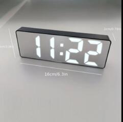 Настольные часы