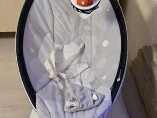 Укачивающий центр 4mom