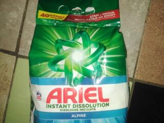Detergent Ariel 40 spălări 200 lei