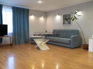 Пропонується в оренду шикарна 2-х к кв.- студіо біля м. Кловська. За .