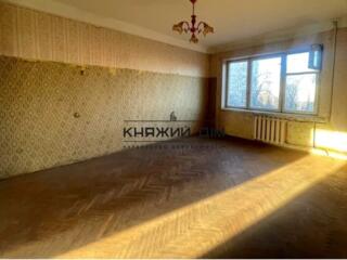 Пропонується до продажу 2-х кімнатна квартира на Харківському Шосе ...