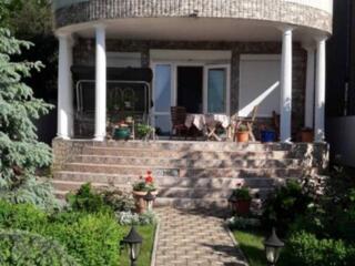 На первой линии живописного района 411-й Батареи предлагается к ...