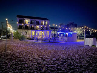 Отель на первой линии у моря, самый лучший пляж побережья!