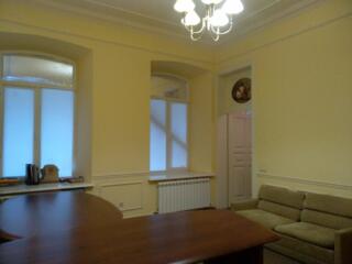 Гостиница/апартаменты Жуковского/Александровский проспект