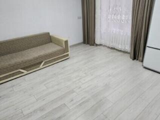 Продаётся 1 комнатная квартира на 8 квартале