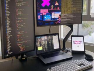 Восстановление данных с HDD, SSD и флешек.