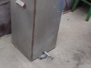 Бочка из нержавейки 180л 100уе