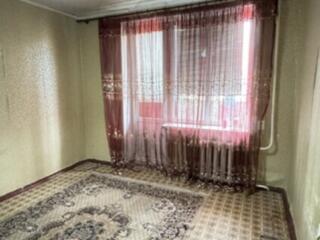 Продаются 3 комнаты в общежитии.