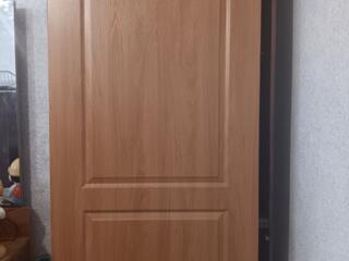 Дверь новая 90×200