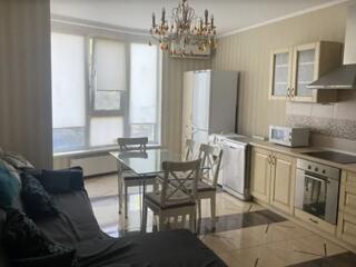 Продам квартиру 70.6 кв. м., 2/16, новый дом, жк Синяя Птица.