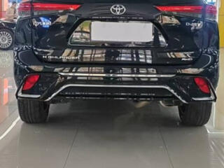 Тойота Хайлендер 21 г., губа заднего бампера