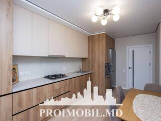 Vă propunem spre vânzare acest apartamentcu 2 camere și living, ...