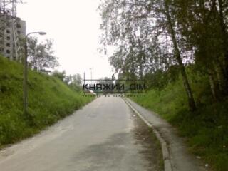 Продаж земельна ділянка правильної прямокутної форми, рельєф рівний. .