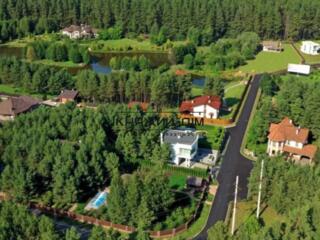 Пропонуеться на продаж ділянка (11,3 соток) у самому центрі ...