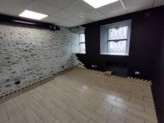 Продам фасадный офис, Большая Арнаутская / Пушкинская, 1/4 эт.