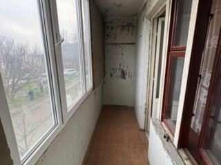 1-комнатная квартира 41м2, в хорошем районе, 2/10, 143 серия. Торг