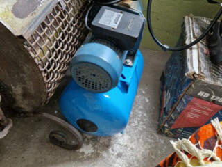 Насосная станция (гидрофор) в отличном состоянии.