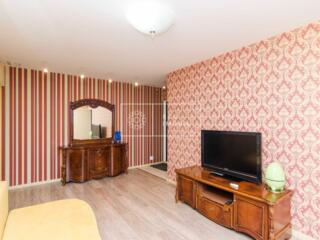 Spre vânzare apartament cu 2 odăi și living, bloc secundar, amplasat .