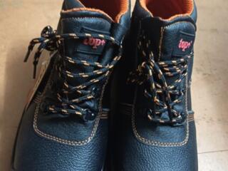 Рабочие ботинки с железным носком