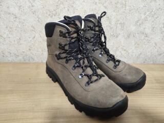 Продам отличные мощные зимние ботинки, цена 1650 руб. размер 46.