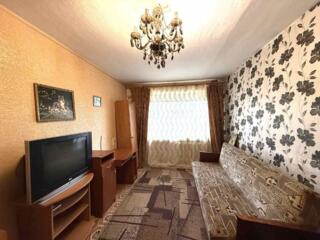 Продаю 2-ну квартиру. 13 Лінія. Район 30 СШ. 1 поверх