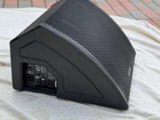 Продаю DB Technologies FMX12 Активный сценический монитор практически