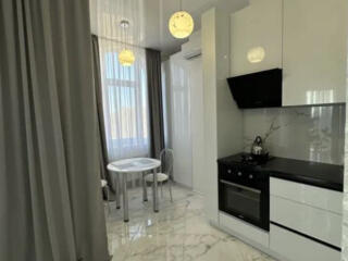 Продам квартиру 40.4 кв. м., 4/8, новый дом, жк Авиньон.