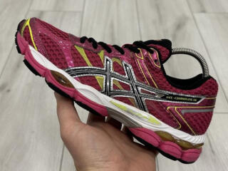 Новые кроссовки Asics оригинал размер 39 Тирасполь.