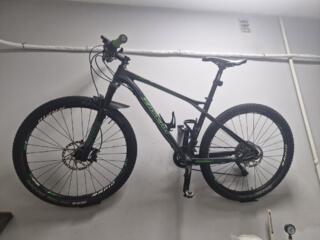 GT. Американец / Рама карбон / Колёса 27,5 / Deore XT 2x11. НЕДОРОГО.