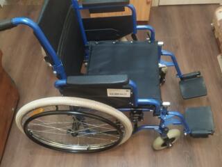 Инвалидная коляска состояние хорошое компактная 2000р