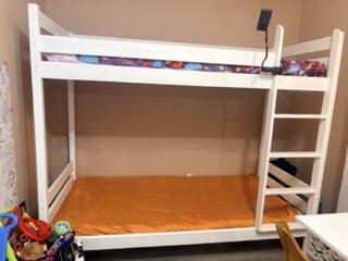 Продам двухъярусную кровать