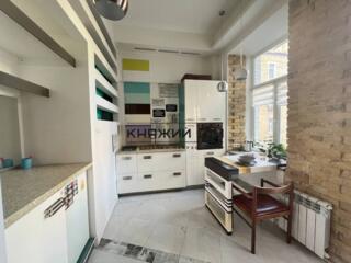 Оренда 1-кімнатної квартири студіо, вул. Саксаганського, 125, метро ..