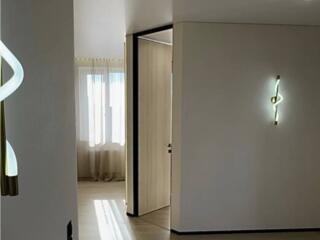 Предлагается продажа дизайнерская квартира в уютном, тихом и зеленом .