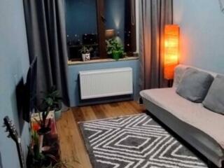 Двух комнатная  квартира возле пляжа.